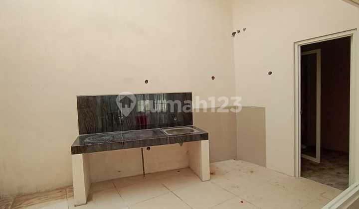 Affordable Ready-to-Occupy House in Mondoroko, Singosari 2