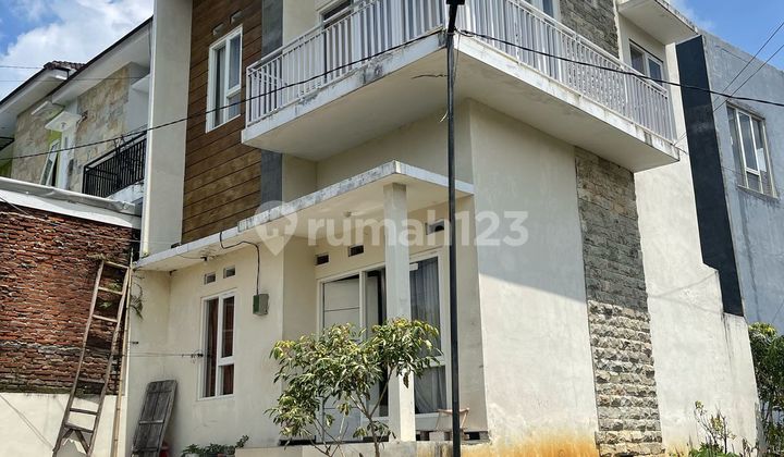 Affordable Two-Story House in Dau Near Batu