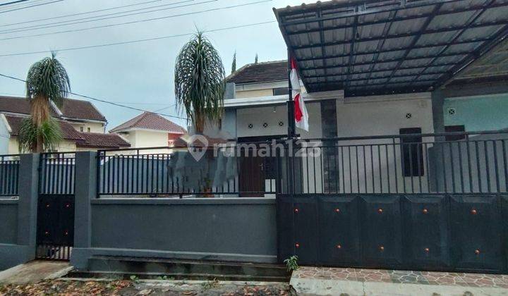 Rumah Depan Jatimpark 3 Hook Kota Batu Shm 1