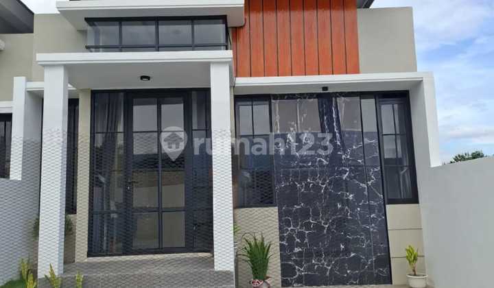 Luxury Ready-to-Occupy House in Sukun, Malang City