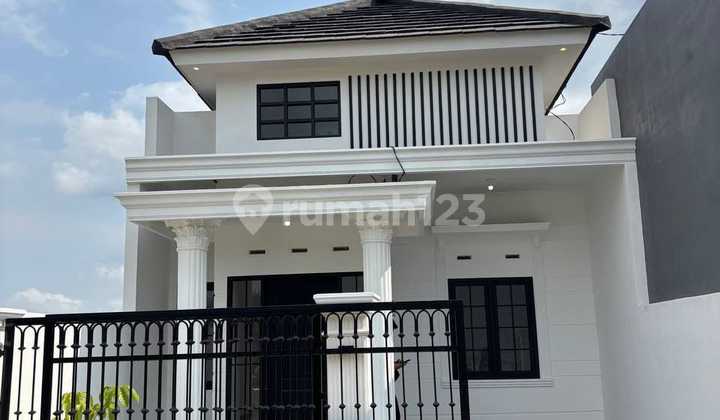 Luxury House Near Binus and Airport