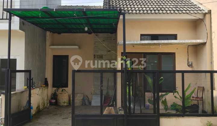 Ready-to-Occupy House in Sukun, Malang City 1