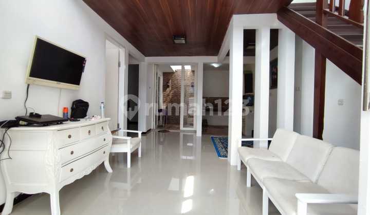 Ready-to-Occupy House Behind Batu Market