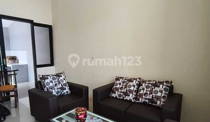 Affordable Move-In Ready House Near Airport 2