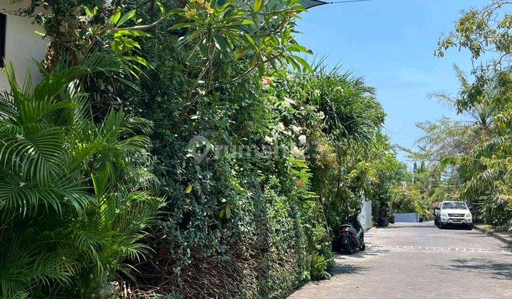 Rumah Di Kompleks Greenlot Munggu Pererenan Disewakan 2