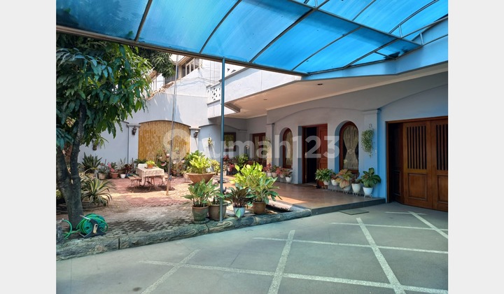 Rumah Mewah di Bintaro Jakarta Selatan Rumah Mewah di Bintaro Jakarta Selatan