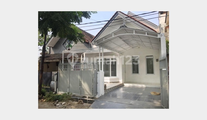 Rumah 2 Lantai, Baru Renovasi di Puyuh Bintaro Sektor 5 1