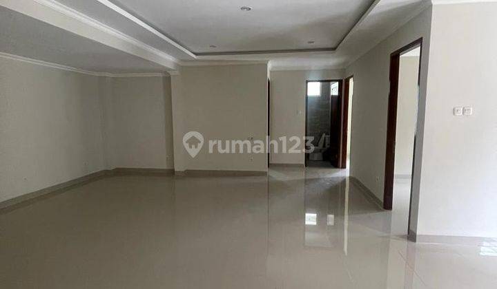 Rumah 2 Lantai Bagus di Bintaro Sektor 9, Tangerang Selatan 1