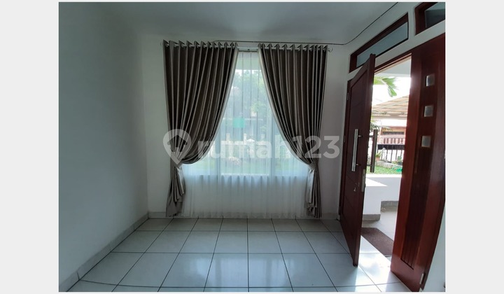 Rumah, 2 Lantai Siap Huni di Sektor 9 Bintaro Rumah, 2 Lantai Siap Huni di Sektor 9 Bintaro