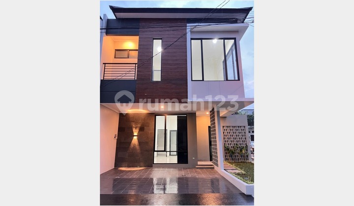 Siap Huni, Rumah, 2 Lantai Hook di Sektor 9 Bintaro
