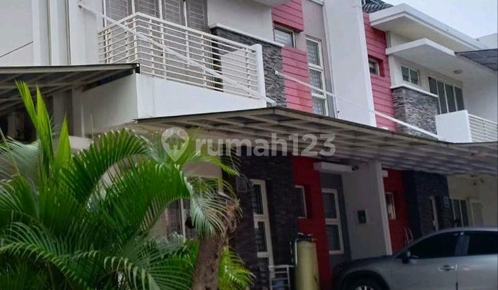 Golf Lake Residen Dijual Uk 8 X 15 