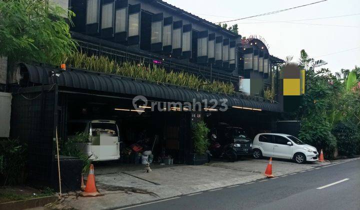 Rumah Cafe Dan Resto Di Jatipadang 2