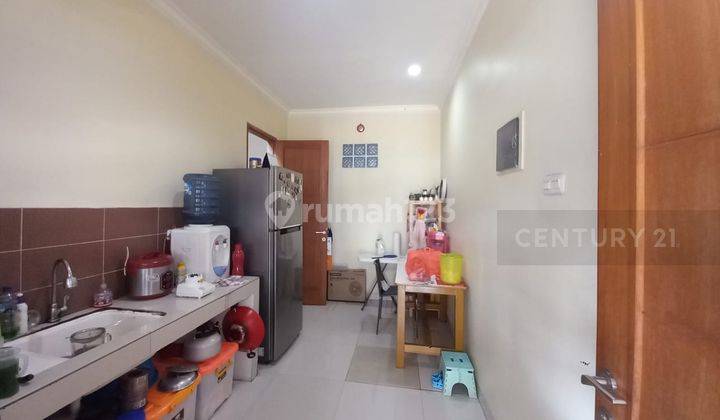 Rumah Secondary 2 Lantai Dalam Cluster Besar Di Jagakarsa Raya 2