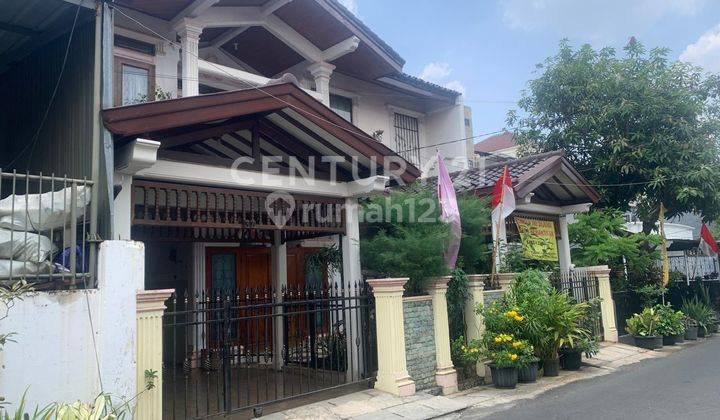 Rumah Nuansa Klasik Beserta Kantor Dan Kost Kost An Didalamnya 1