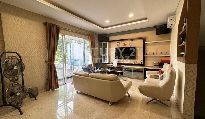 Disewakan Cepat Rumah  Mewah Di Kemayoran Jakarta Utara 1
