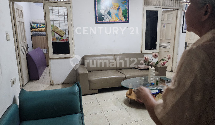 Dijual Rumah Dalam Komplek Yang Elite Di Lebak Bulus, Jaksel.  2