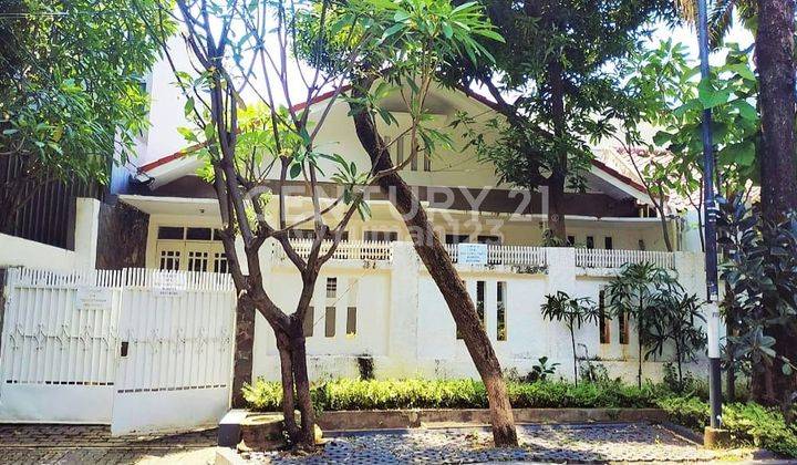 Rumah Hunian 1,5 Lantai Kebayoran Baru Jakarta Selatan 1