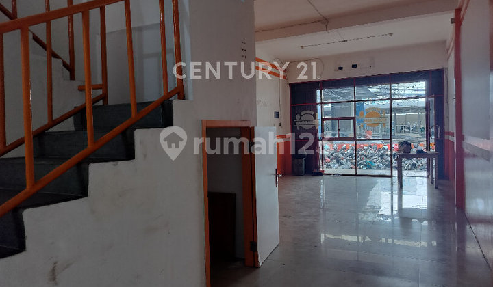 Shop House for Rent in a Quite Strategic Location in South Jakarta 2
