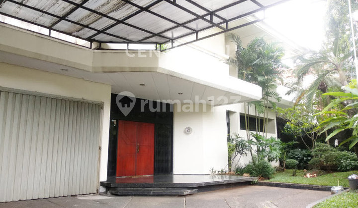 Old House in Prime Location at Permata Hijau, Suitable for Office
