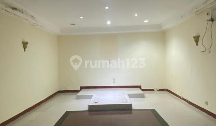 Shop House in Cinere Next to Indomaret Near Living Plaza