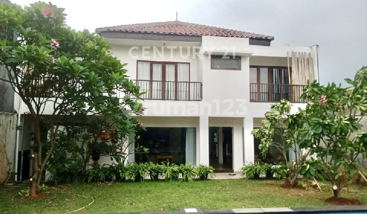 Large House With Private Pool In Cilandak South Jakarta