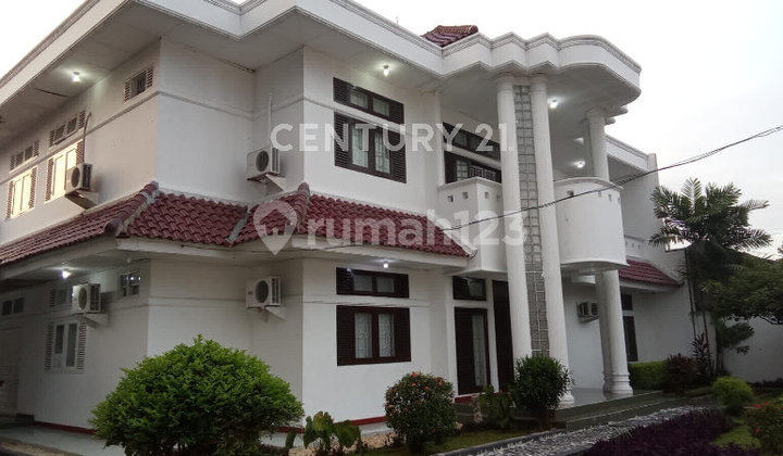 Dijual Rumah Tinggal dan 9 Kios Dipinggir Jalan Raya Jagakarsa Dijual Rumah Tinggal dan 9 Kios Dipinggir Jalan Raya Jagakarsa