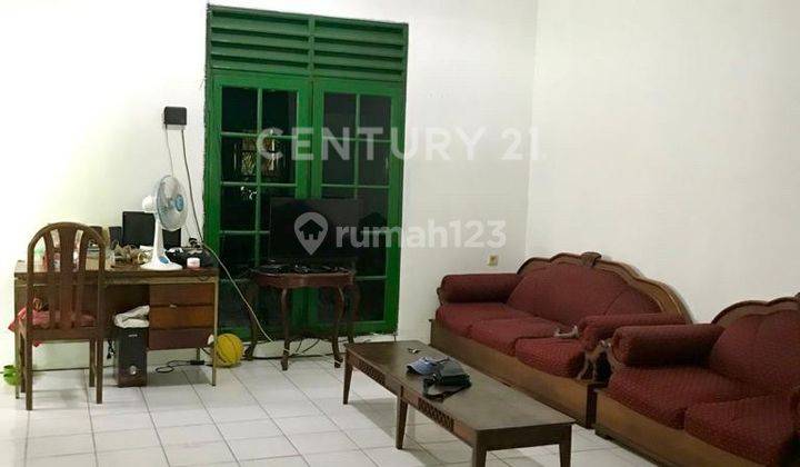 Rumah Hook Hadap Timur Dekat Halim Harga 1M-an 2