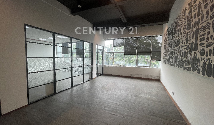 Shop House for Rent in Pondok Indah - Super Strategic Location! 2