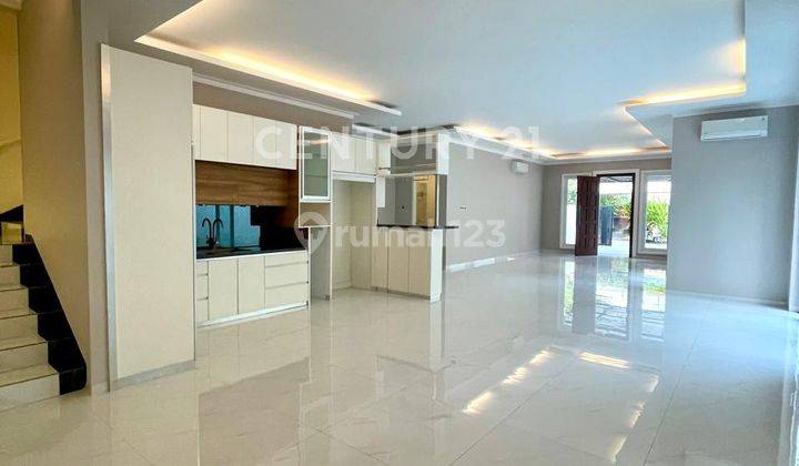 Rumah Baru Lebak Bulus Terbuka Dengan Model Terkini 1