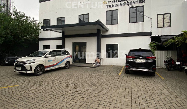 Gedung 2 Lantai Ex Kantor Hanya 550M ke Halte Bus Warung Buncit Gedung 2 Lantai Ex Kantor Hanya 550M ke Halte Bus Warung Buncit