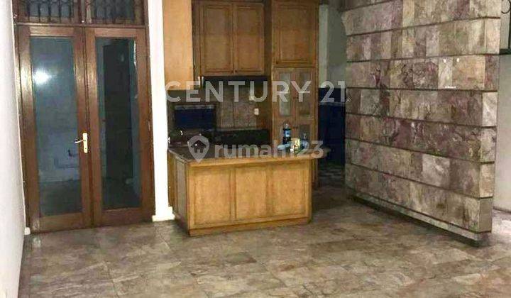 House For Rent Senopati Dekat SCBD 2 Lantai Jakarta Selatan 2