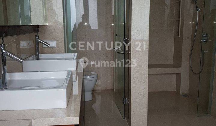 Rumah 2 Lantai Dengan Private Pool Dalam Towmhouse Di Cilandak 2