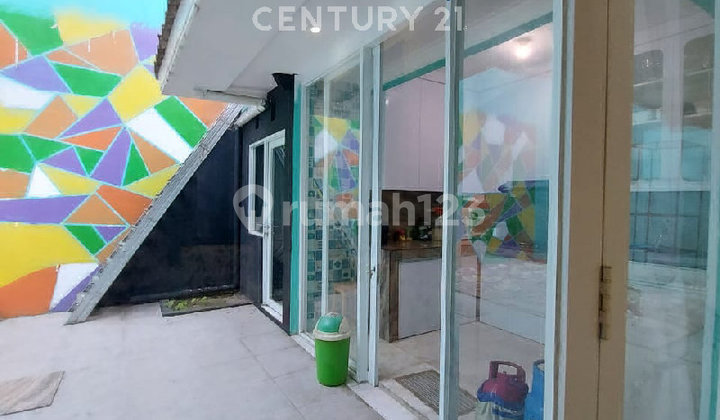 Comfortable 2-Story House in Legenda Wisata, Fully Furnished 2