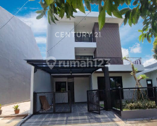 Rumah Baru Dengan Lift Dan Pool Di Komplek Terbaik Lebak Bulus