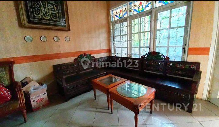 Rumah Hunian 3 Lantai Di Mampang Prapatan Jakarta Selatan 2