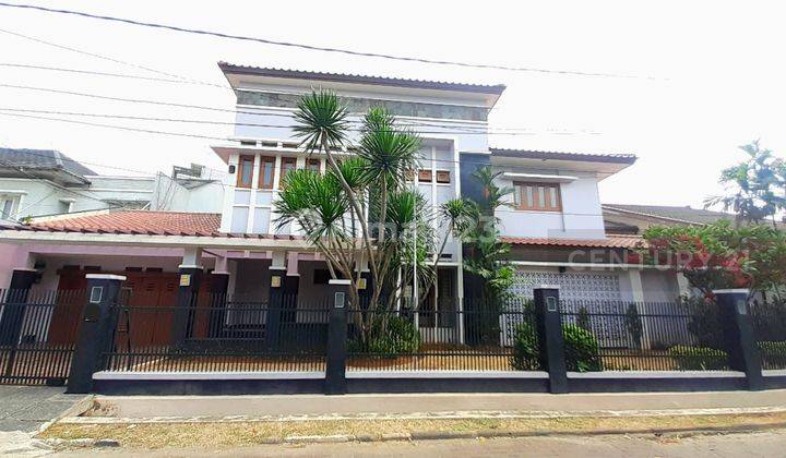 Rumah Modern 2 Lantai Di Lebak Bulus Jakarta Selatan 1