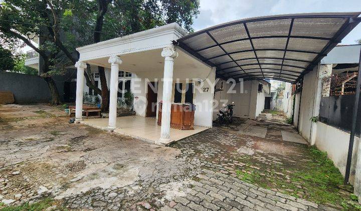 Rumah Lama Di Menteng Cocok Untuk Silent Office.  1