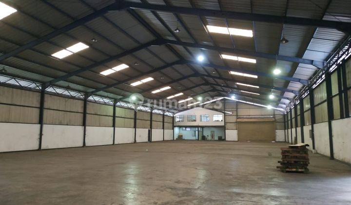 Gudang Dengan Loading Dock Di Kbn Marunda 1.500m² Bagus 2