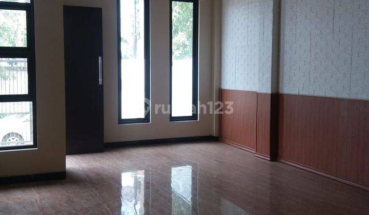 Dijual Rumah Cantik 2 Lantai SHM di Pelindo, Sukapura Cilincing 1