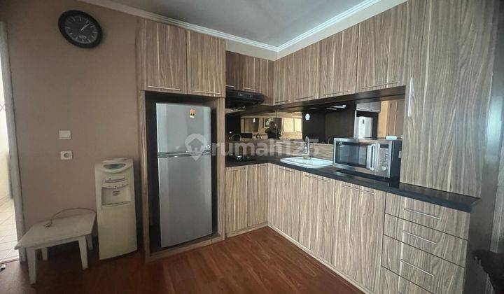 Disewakan Apartemen French Walk 2 BR Bagus Full Furnished 2