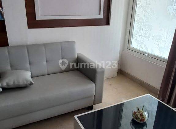 Dijual Apartemen Royale Springhill Furnished Bagus, Jarang Ada 1