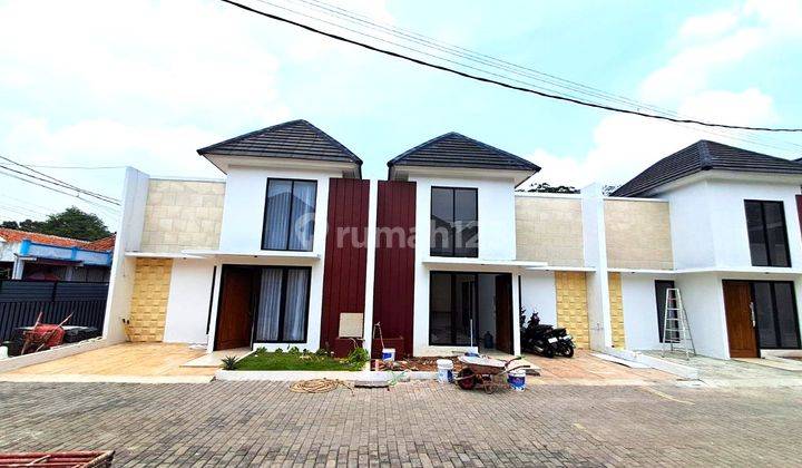 Rumah Megah Istimewa Untuk Keluarga Tercinta 1