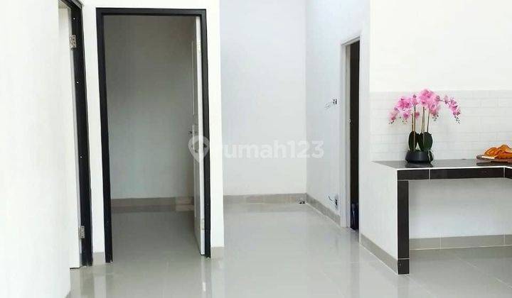 Rumah Megah Lokasi Strategis Harga Minimalis 2