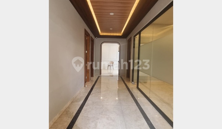 Office House for Rent in Sambas, Kebayoran Baru, Melawai, South Jakarta 2