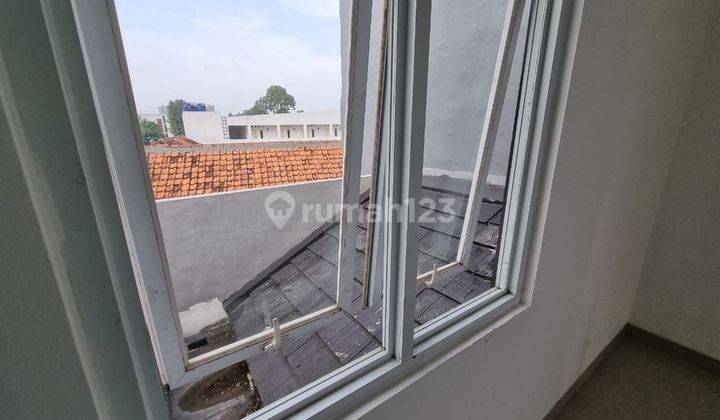 Rumah Baru 2 Lantai Murah Daerah Cisauk Belakang Serpong Garden 2