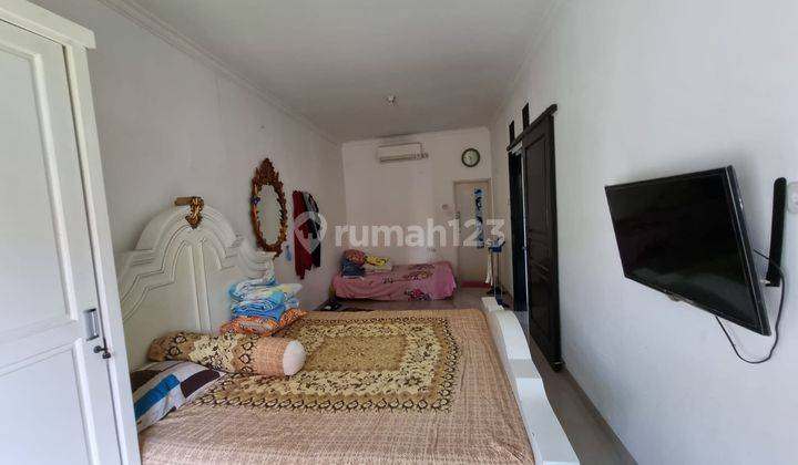 kamar tidur rumah di griya cilodong asri