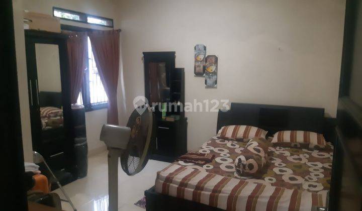 kamar tidur rumah mutiara sentul dijual cepat