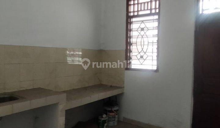 Rumah 1 1 4 Lantai di Jual Cepat Belakang Sma Strada 2