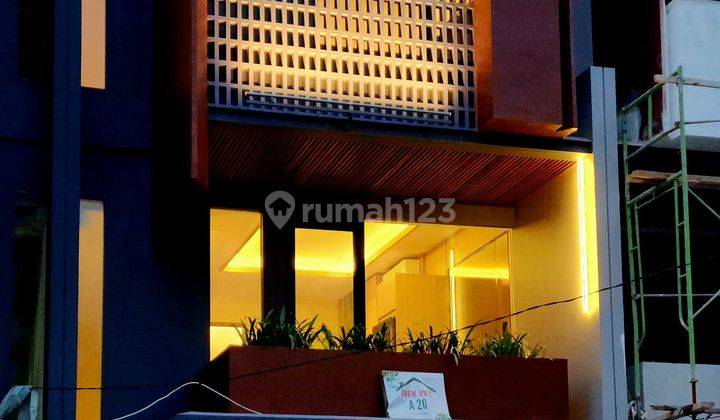 Rumah Baru 3 Lantai Permata Buana Puri Indah Mulai 2,9 M 1