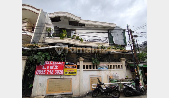 Rumah hoek di Mangga 16 hitung tanah duri kepa kebon jeruk jakarta barat greenville 2